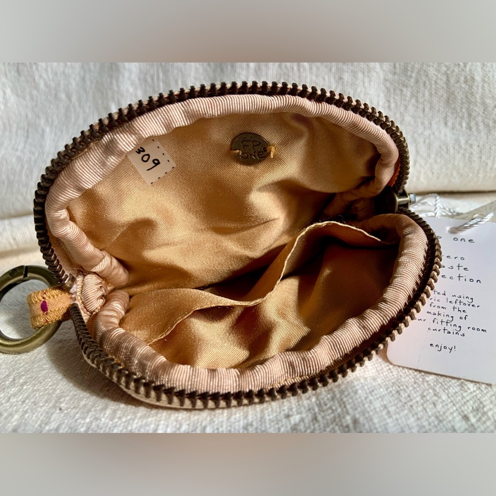 Free People ~ One Upcycled Mini Wallet ~ NWT* - Picture 6 of 14